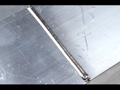 Handheld сварочный аппарат лазера двигая сварщика пятна лазера